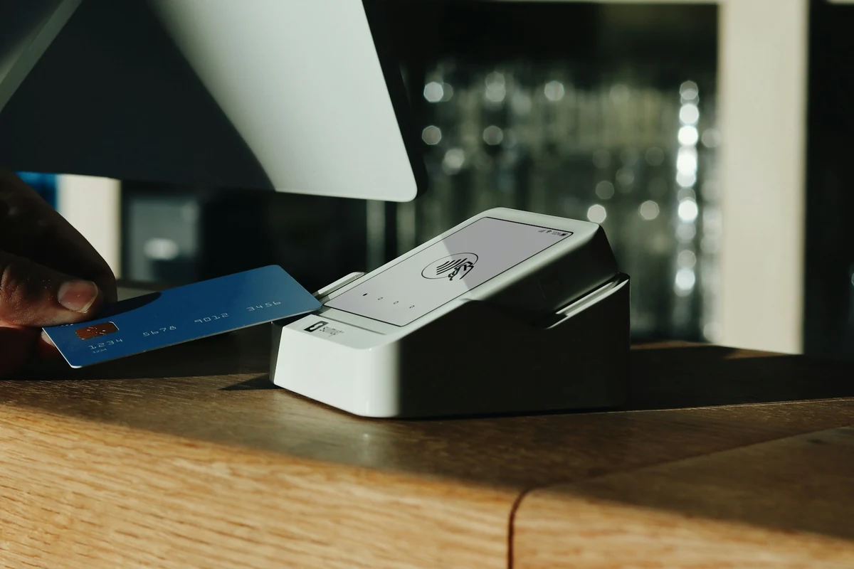 Card payment on a SumUp Solo terminal